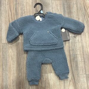 NWT Two Pieced Sherpa Set